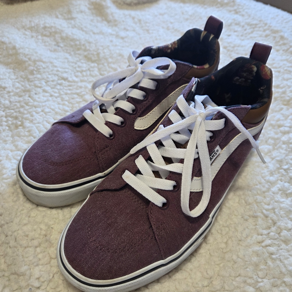 Vans Men's Red Canvas Sneakers